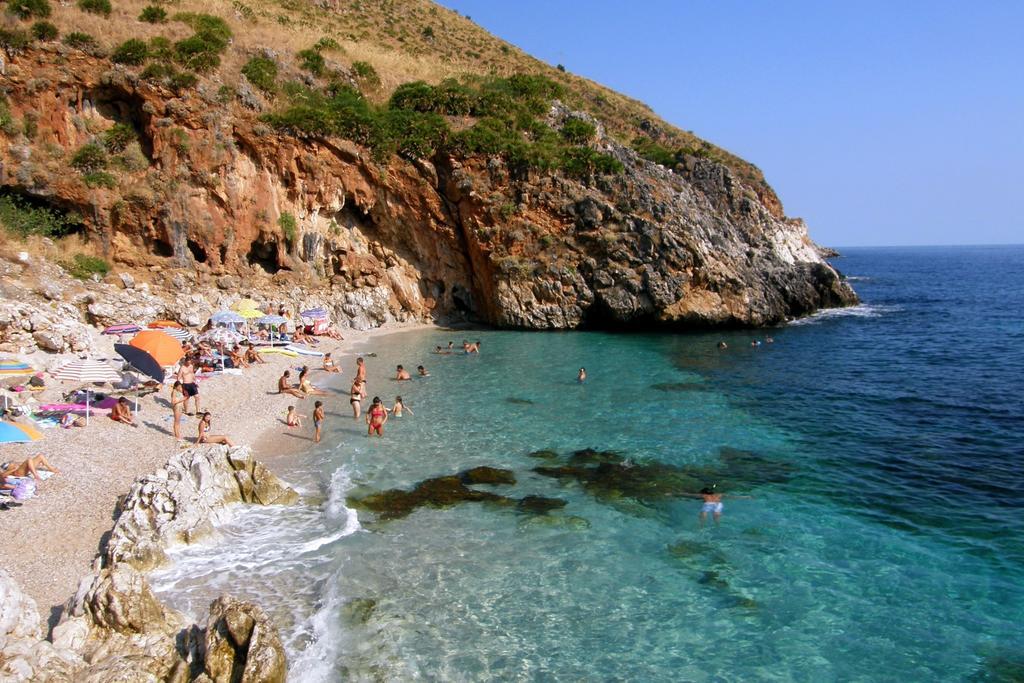 Cialoma Holiday *